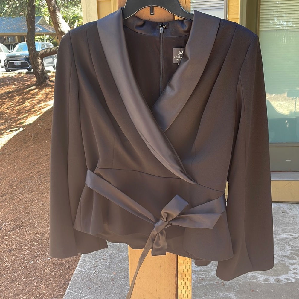 Adrianna Papell Back-Zip Blazer